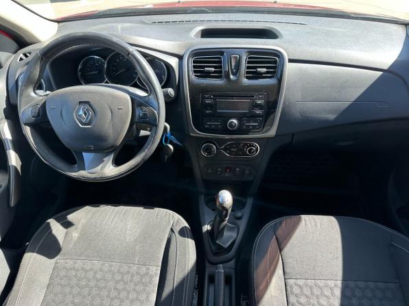 Renault Logan II с пробегом 2014 года, цена 679 000 рублей, 139105 км, седан, Автокод Объявления