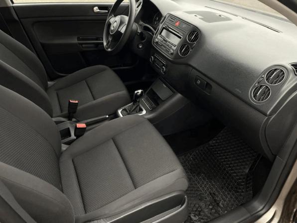 Volkswagen Golf VI с пробегом 2010 года, цена 645 000 рублей, 151872 км, хэтчбек, Автокод Объявления