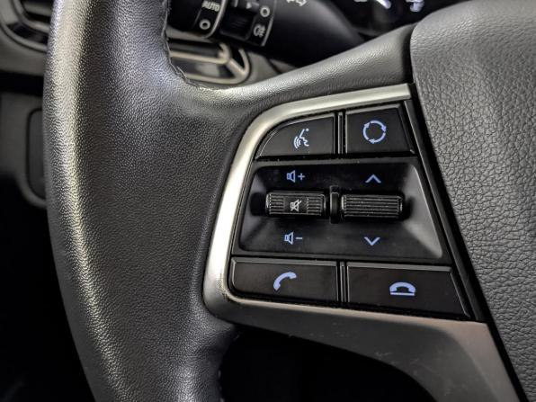Hyundai Solaris II Рестайлинг с пробегом 2021 года, цена 1 635 000 рублей, 78248 км, седан, Автокод Объявления