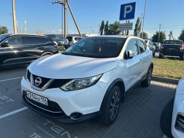 Nissan Qashqai II с пробегом 2018 года, цена 1 420 000 рублей, 156353 км, внедорожник, Автокод Объявления