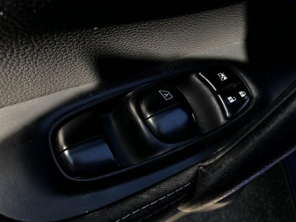 Nissan Qashqai II с пробегом 2014 года, цена 1 119 000 рублей, 221191 км, внедорожник, Автокод Объявления