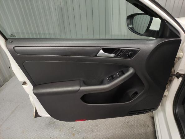 Volkswagen Jetta VI Рестайлинг с пробегом 2014 года, цена 1 070 000 рублей, 165605 км, седан, Автокод Объявления