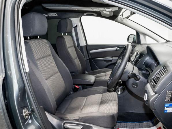 Volkswagen Sharan II с пробегом 2013 года, цена 1 230 000 рублей, 112300 км, минивэн, Автокод Объявления