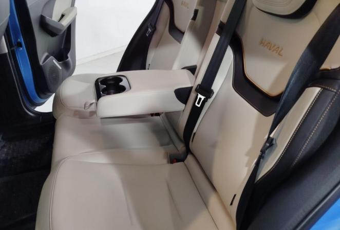 Haval Jolion I Рестайлинг с пробегом 2023 года, цена 2 070 000 рублей, 38439 км, внедорожник, Автокод Объявления