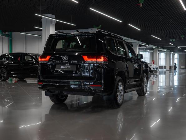 Toyota Land Cruiser 300 Series с пробегом 2026 года, цена 16 250 000 рублей, 24 км, внедорожник, Автокод Объявления