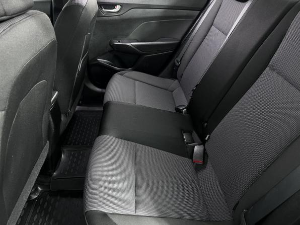 Hyundai Solaris II с пробегом 2017 года, цена 1 159 000 рублей, 177117 км, седан, Автокод Объявления