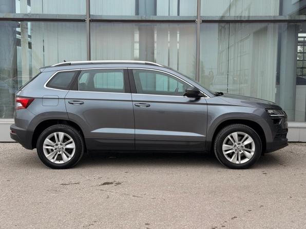 Skoda Karoq I с пробегом 2021 года, цена 2 649 000 рублей, 76000 км, внедорожник, Автокод Объявления