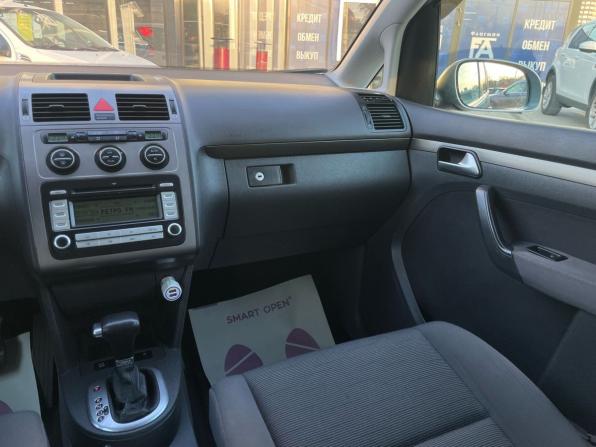 Volkswagen Touran I Рестайлинг с пробегом 2008 года, цена 840 000 рублей, 242179 км, компактвэн, Автокод Объявления