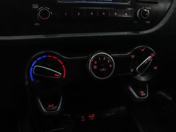 Kia Rio IV с пробегом 2018 года, цена 1 250 000 рублей, 123504 км, седан, Автокод Объявления