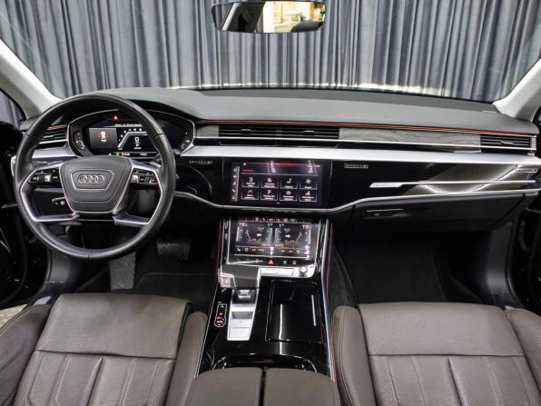Audi A8 IV (D5) Рестайлинг с пробегом 2023 года, цена 9 950 000 рублей, 26466 км, седан, Автокод Объявления