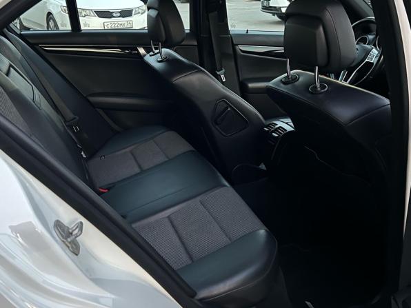 Mercedes-Benz C-Класс III (W204) Рестайлинг с пробегом 2013 года, цена 1 737 000 рублей, 213721 км, седан, Автокод Объявления