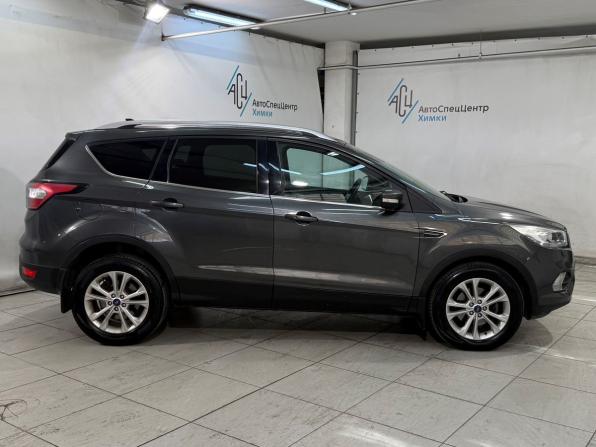 Ford Kuga II Рестайлинг с пробегом 2017 года, цена 1 699 800 рублей, 126000 км, внедорожник, Автокод Объявления
