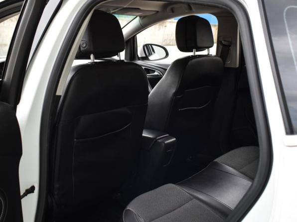 Opel Astra J Рестайлинг с пробегом 2012 года, цена 935 000 рублей, 138218 км, хэтчбек, Автокод Объявления