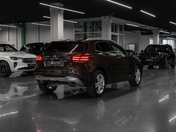 Mercedes-Benz GLA I (X156) Рестайлинг с пробегом 2017 года, цена 2 550 000 рублей, 90705 км, внедорожник, Автокод Объявления