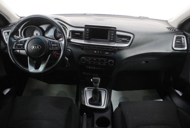 Kia Ceed III с пробегом 2019 года, цена 1 640 000 рублей, 64354 км, универсал, Автокод Объявления