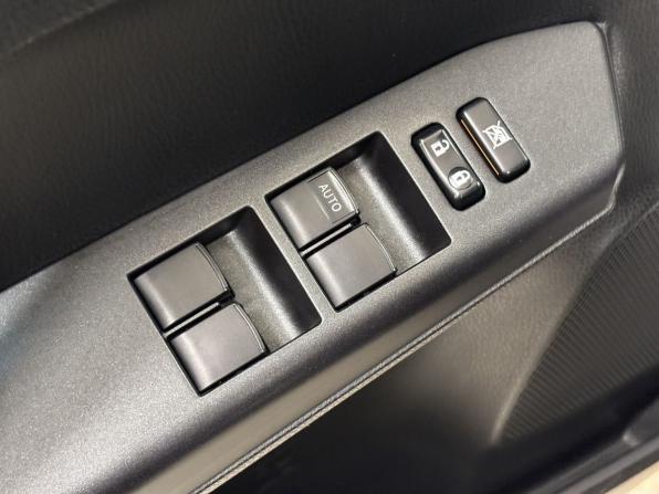 Toyota RAV4 IV (XA40) Рестайлинг с пробегом 2019 года, цена 2 728 000 рублей, 119000 км, внедорожник, Автокод Объявления
