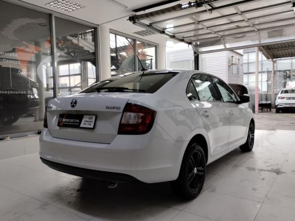 Skoda Rapid I Рестайлинг с пробегом 2019 года, цена 1 340 000 рублей, 51551 км, лифтбек, Автокод Объявления