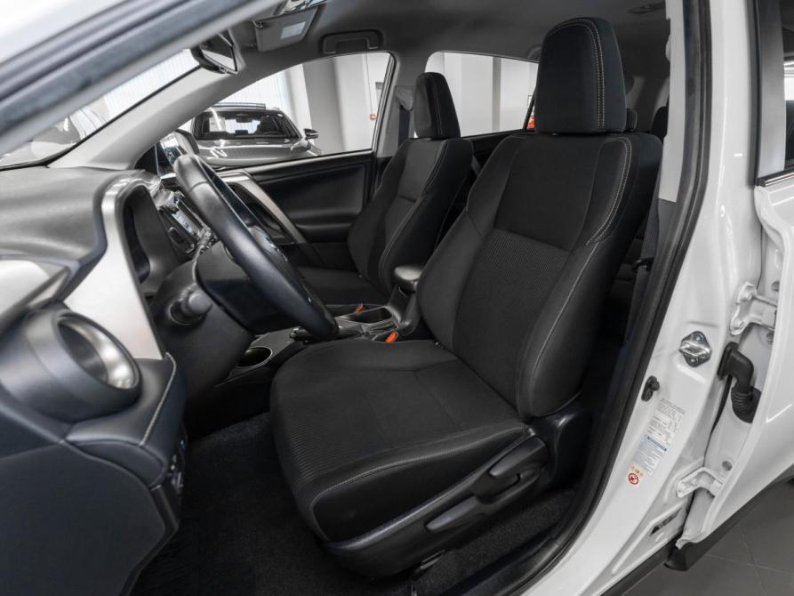 Toyota RAV4 IV (XA40) Москва  - изображение 9