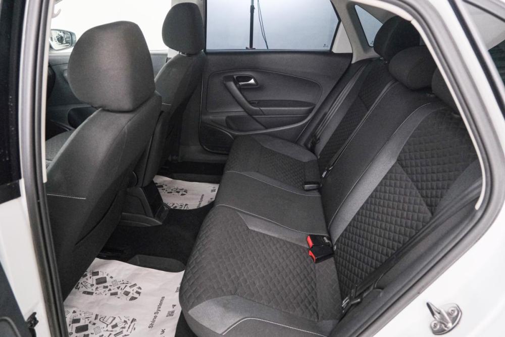 Volkswagen Polo V Рестайлинг Красноярск  - изображение 21