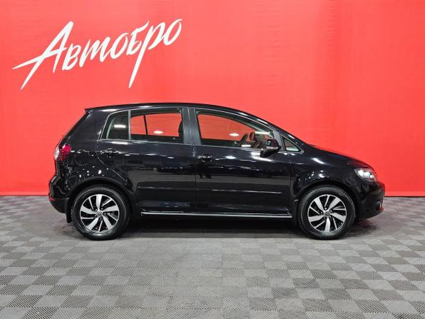Volkswagen Golf Plus II с пробегом 2012 года, цена 1 050 000 рублей, 45758 км, хэтчбек, Автокод Объявления