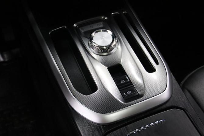 Haval Jolion I Рестайлинг с пробегом 2024 года, цена 2 045 170 рублей, 55902 км, внедорожник, Автокод Объявления