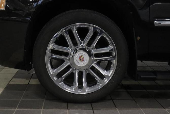 Cadillac Escalade III с пробегом 2012 года, цена 1 458 000 рублей, 284175 км, внедорожник, Автокод Объявления