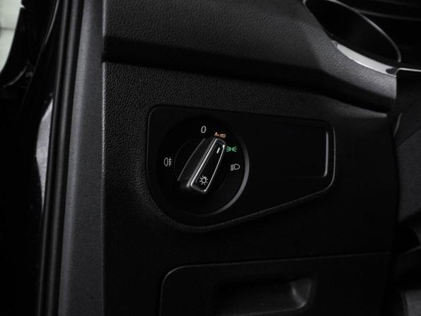 Volkswagen Tiguan II Рестайлинг с пробегом 2021 года, цена 2 915 000 рублей, 53691 км, внедорожник, Автокод Объявления