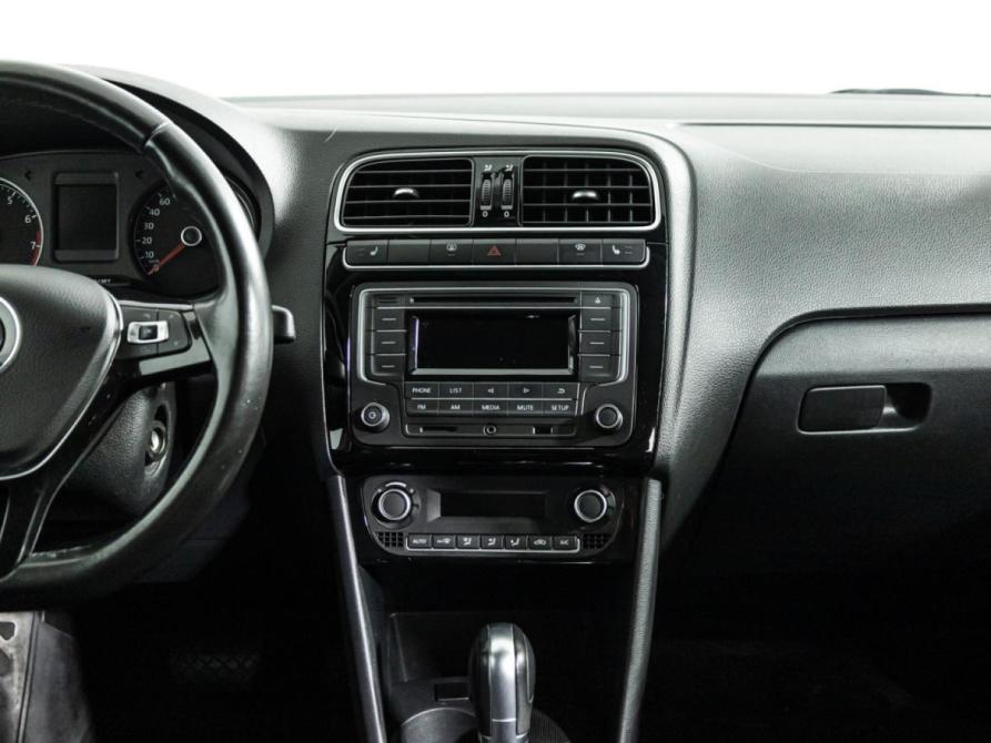Volkswagen Polo V Рестайлинг Санкт-Петербург  - изображение 14