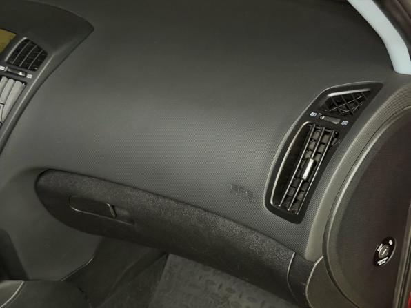 Kia Ceed I с пробегом 2008 года, цена 489 000 рублей, 242000 км, хэтчбек, Автокод Объявления