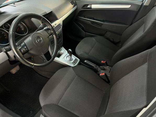 Opel Astra H Рестайлинг с пробегом 2010 года, цена 298 762 рубля, 281681 км, хэтчбек, Автокод Объявления