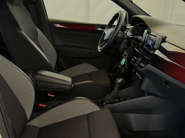 Volkswagen Polo VI с пробегом 2022 года, цена 1 930 000 рублей, 51187 км, лифтбек, Автокод Объявления
