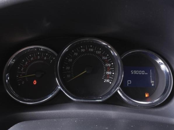 Renault Sandero II с пробегом 2016 года, цена 970 000 рублей, 59000 км, хэтчбек, Автокод Объявления