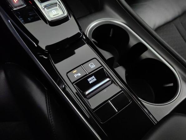 Hyundai Sonata VIII (DN8) с пробегом 2021 года, цена 2 099 000 рублей, 57069 км, седан, Автокод Объявления