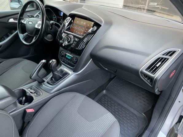 Ford Focus III с пробегом 2012 года, цена 668 000 рублей, 304000 км, седан, Автокод Объявления
