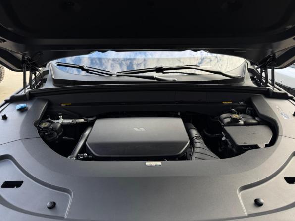 Li Auto (Lixiang) L7 I с пробегом 2024 года, цена 7 290 000 рублей, 1642 км, внедорожник, Автокод Объявления