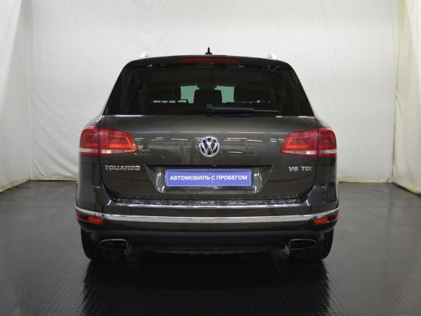 Volkswagen Touareg II Рестайлинг с пробегом 2016 года, цена 2 750 000 рублей, 235000 км, внедорожник, Автокод Объявления