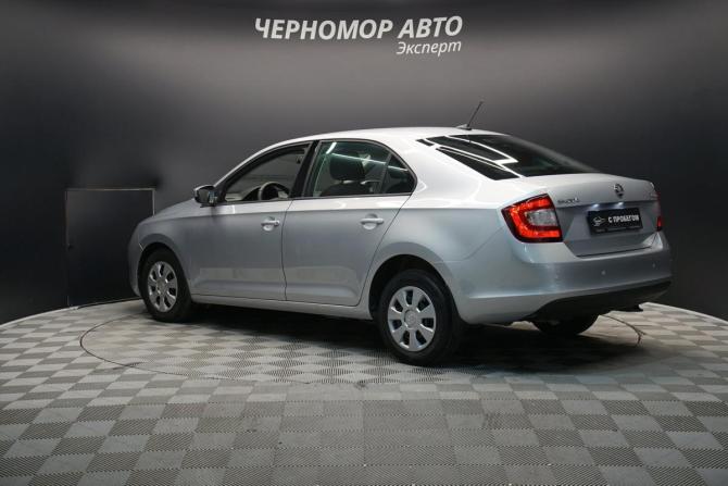 Skoda Rapid I Рестайлинг с пробегом 2019 года, цена 1 250 000 рублей, 158000 км, лифтбек, Автокод Объявления