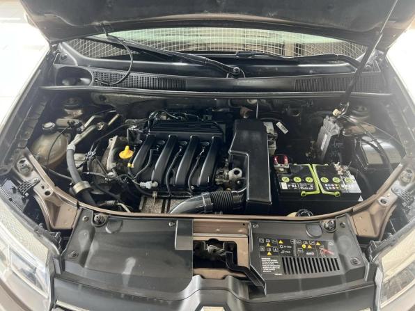 Renault Sandero II Рестайлинг с пробегом 2018 года, цена 845 000 рублей, 220012 км, хэтчбек, Автокод Объявления