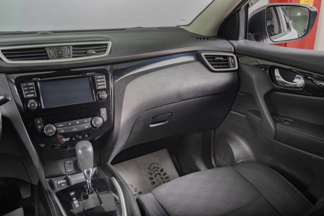 Nissan Qashqai II с пробегом 2018 года, цена 1 999 000 рублей, 125000 км, внедорожник, Автокод Объявления