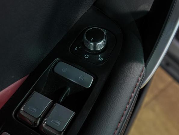 Geely Coolray I с пробегом 2020 года, цена 1 699 000 рублей, 42601 км, внедорожник, Автокод Объявления