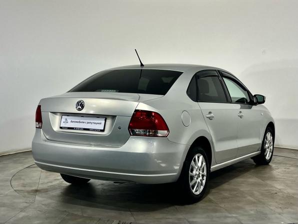 Volkswagen Polo V с пробегом 2013 года, цена 780 000 рублей, 137917 км, седан, Автокод Объявления