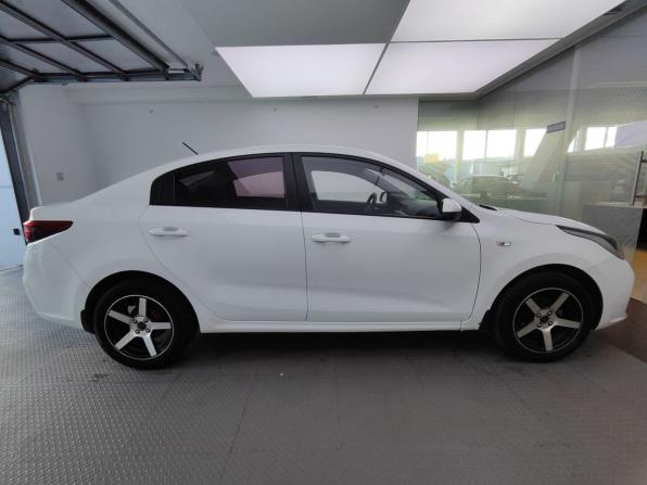 Kia Rio IV с пробегом 2017 года, цена 1 290 000 рублей, 152614 км, седан, Автокод Объявления