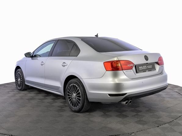 Volkswagen Jetta VI с пробегом 2012 года, цена 995 000 рублей, 184382 км, седан, Автокод Объявления