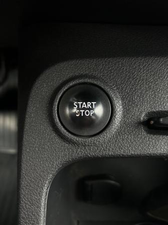 Renault Kaptur I с пробегом 2017 года, цена 1 360 000 рублей, 134072 км, внедорожник, Автокод Объявления