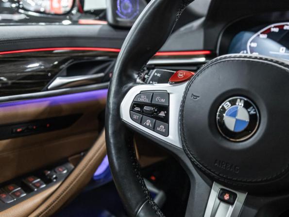 BMW 5 серии VII (G30/G31/G38) Рестайлинг с пробегом 2021 года, цена 4 600 000 рублей, 59894 км, седан, Автокод Объявления