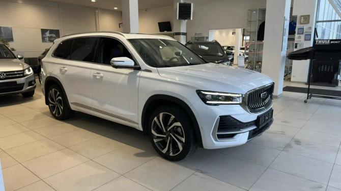 Geely Monjaro I Рестайлинг с пробегом 2024 года, цена 4 099 000 рублей, 8379 км, внедорожник, Автокод Объявления