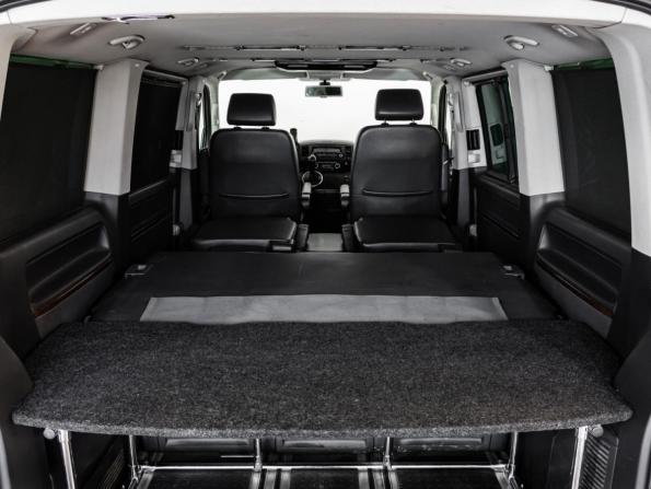Volkswagen Multivan T5 Рестайлинг с пробегом 2010 года, цена 1 990 000 рублей, 246990 км, минивэн, Автокод Объявления