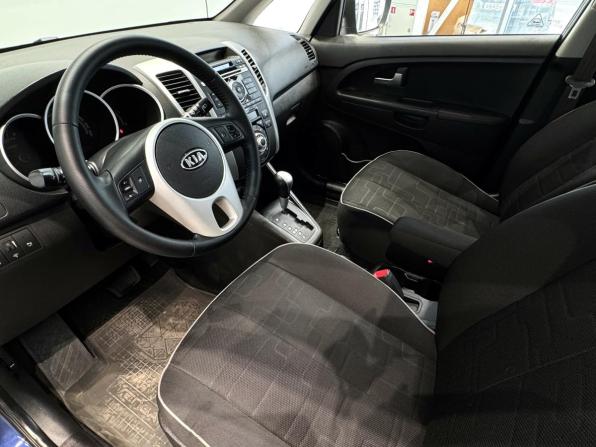 Kia Venga I с пробегом 2011 года, цена 880 000 рублей, 125000 км, минивэн, Автокод Объявления