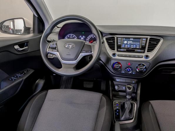 Hyundai Solaris II Рестайлинг с пробегом 2022 года, цена 1 615 000 рублей, 83964 км, седан, Автокод Объявления