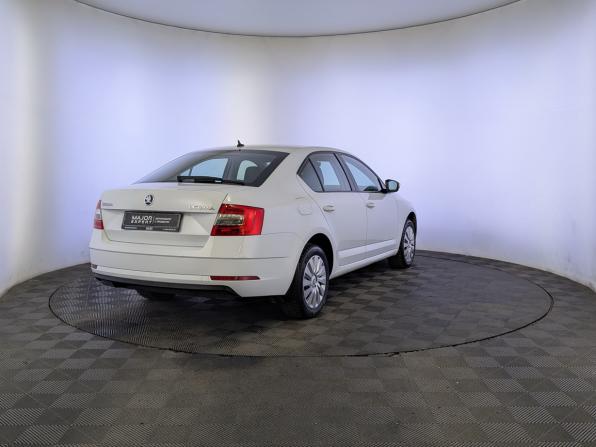 Skoda Octavia III (A7) Рестайлинг с пробегом 2020 года, цена 1 900 000 рублей, 85760 км, лифтбек, Автокод Объявления